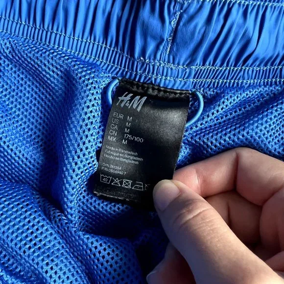 H&M Swim Trunks Bundle of 2 Men's Size Medium 32 Tribal Blue Shorts Pocket 3" 5" - Picture 8 of 8